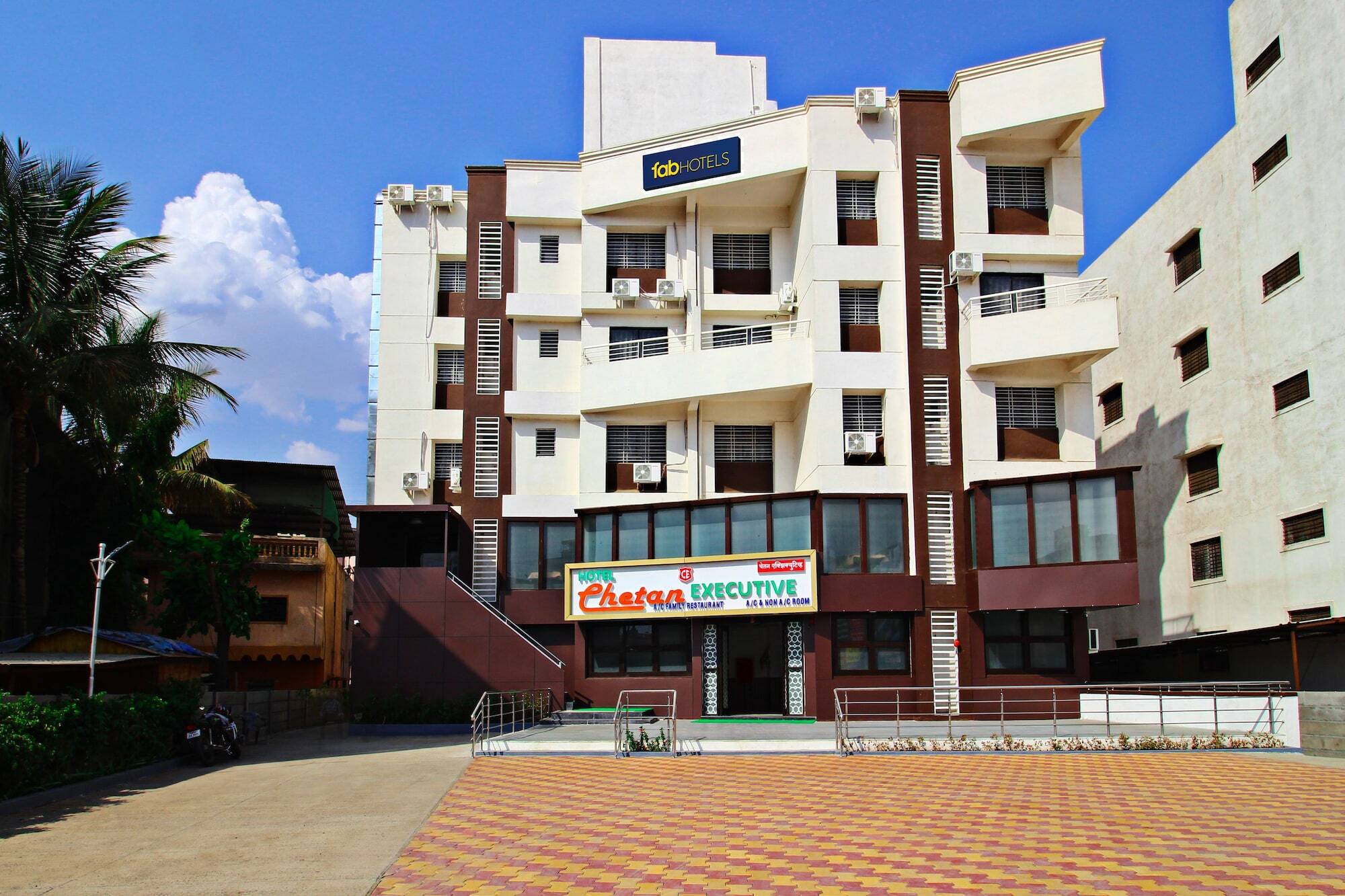 Fabhotel Chetan Executive Hadapsar Phursungi Экстерьер фото
